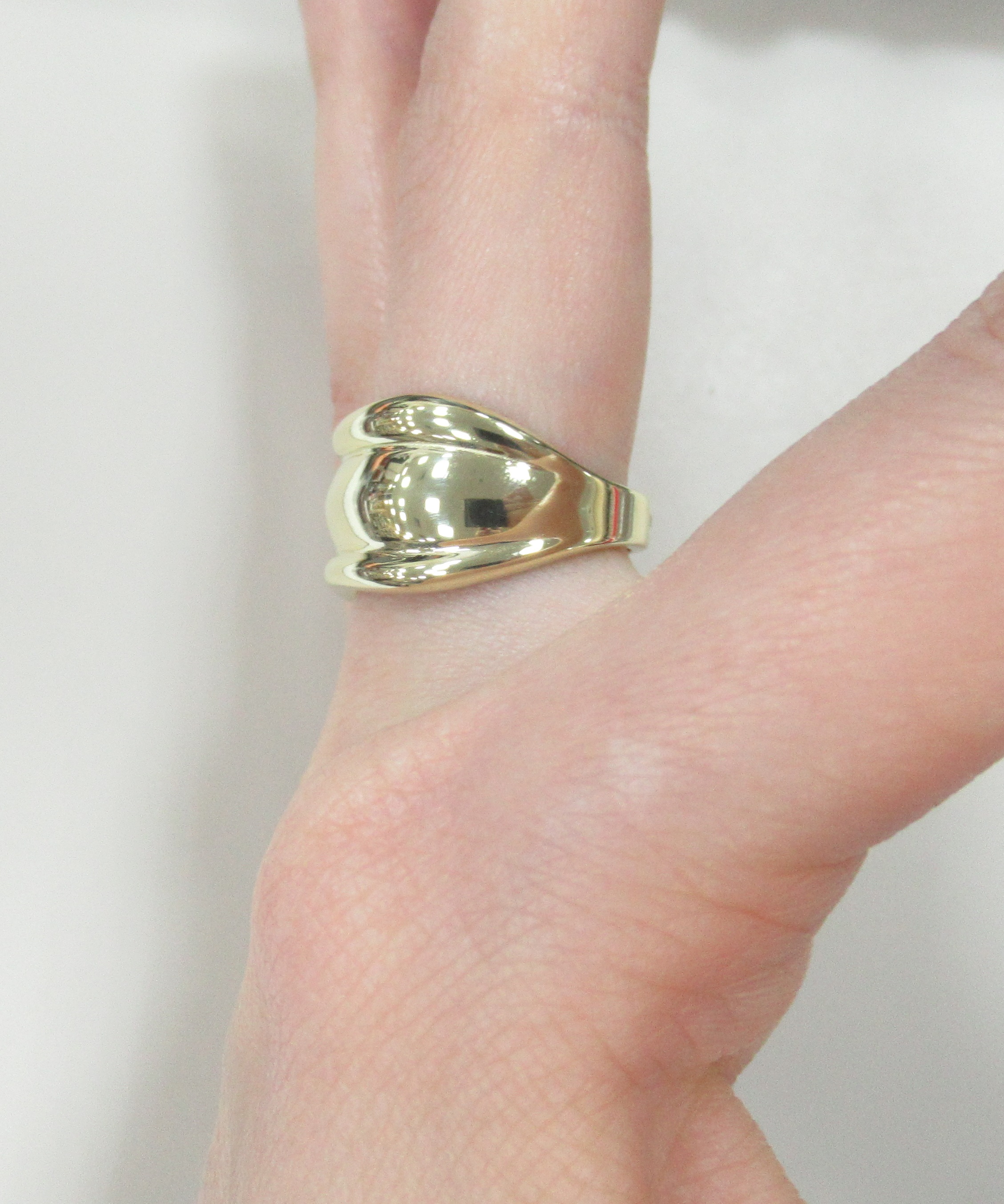 Кольцо из желтого золота